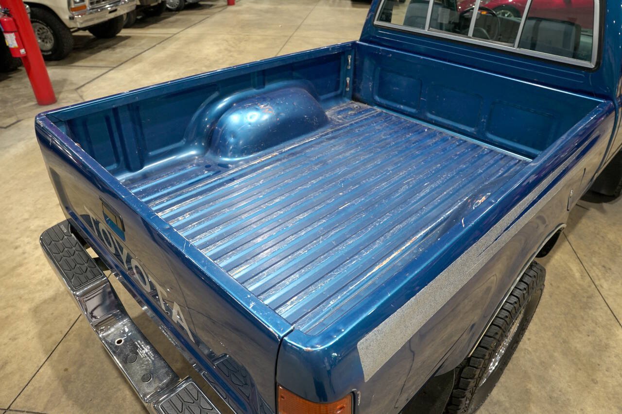 Used 1995 Toyota Pickup DX AWD/4WD image 20