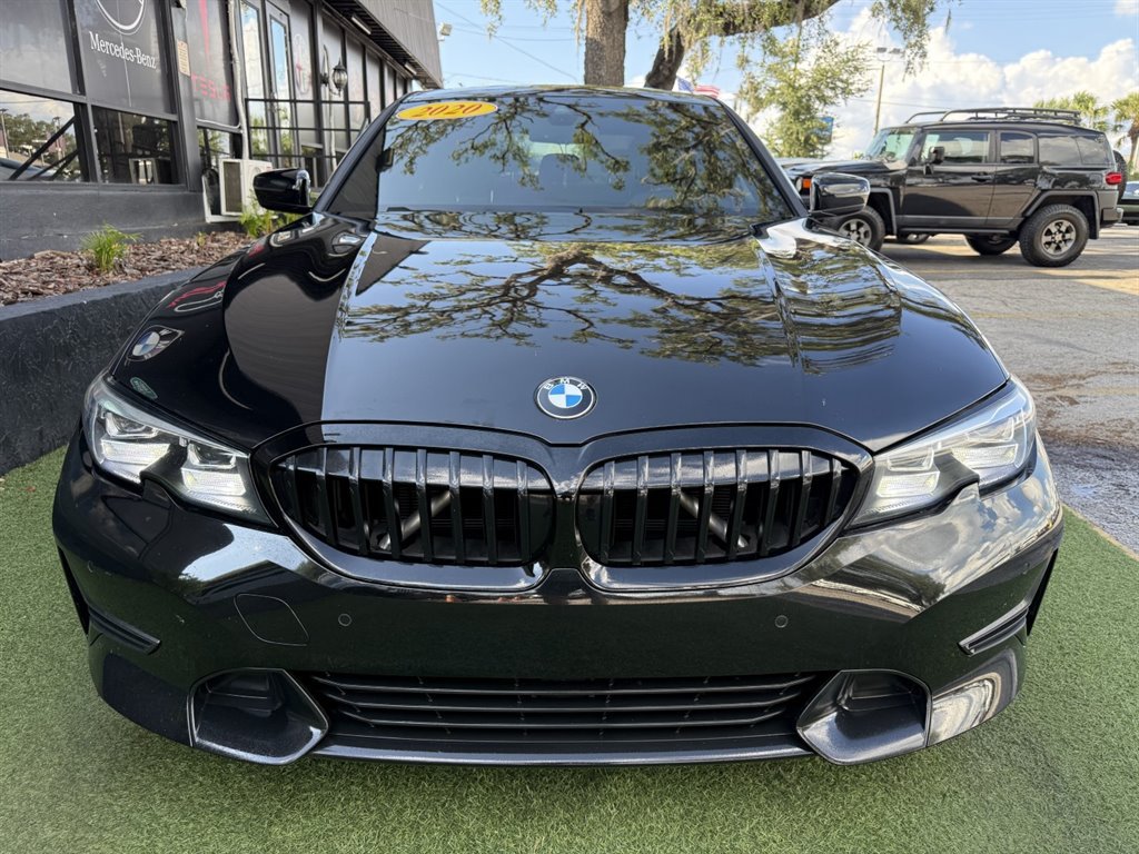 Used 2020 BMW 330i Sedan w/ Driving Assistance Package RWD image 2