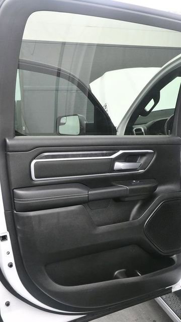 Used 2023 RAM 1500 Big Horn AWD/4WD image 12