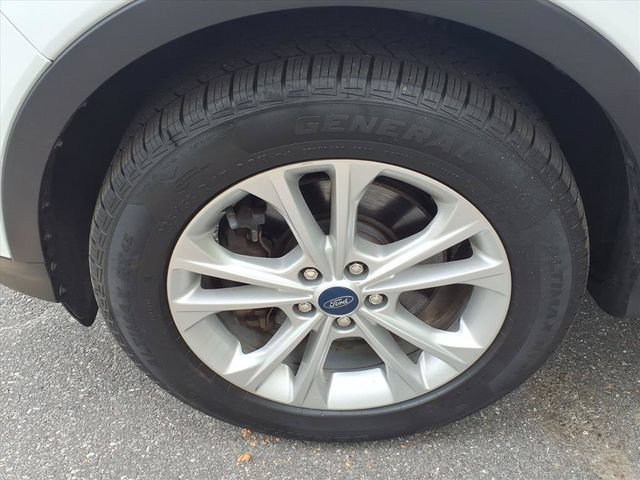 Certified 2019 Ford Escape SE AWD/4WD image 9