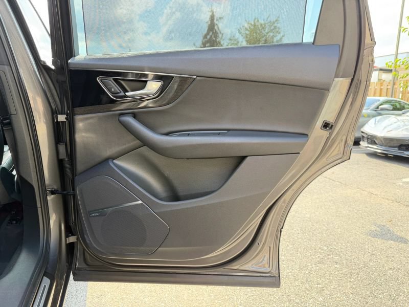 Used 2019 Audi Q7 3.0T Prestige AWD/4WD image 28
