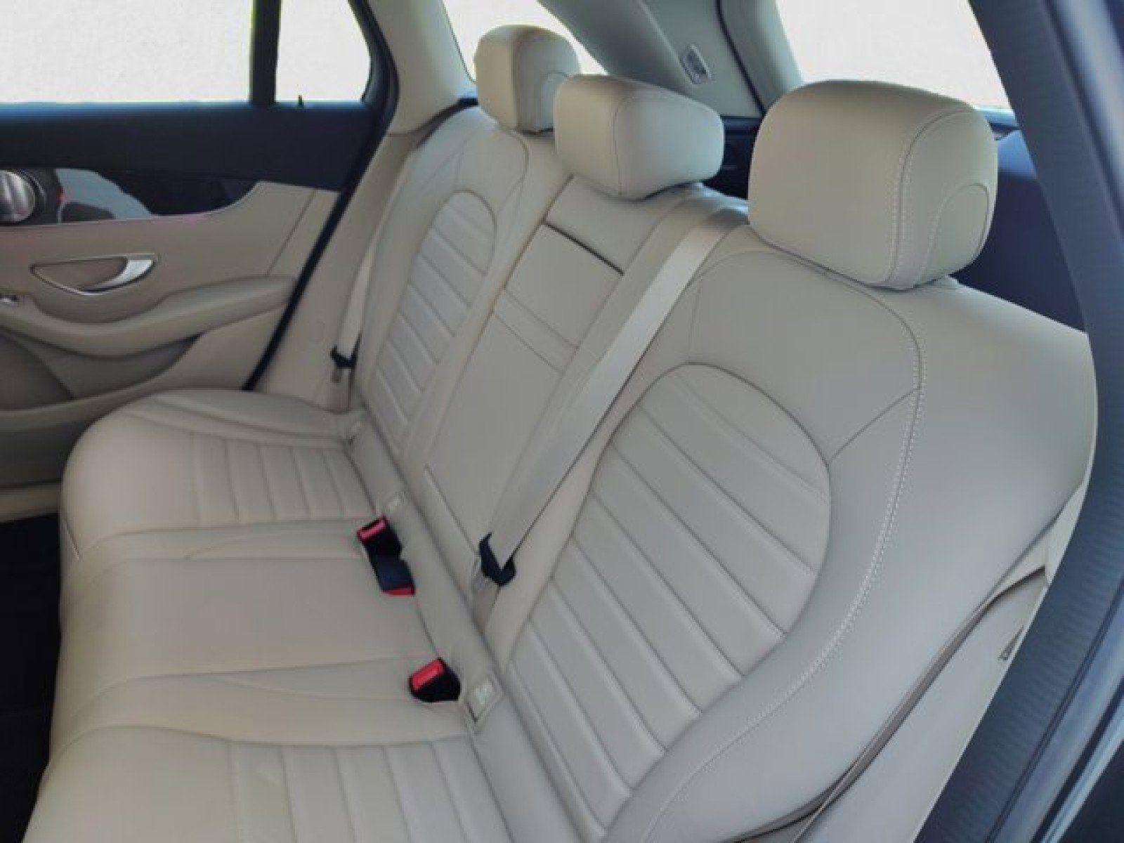 Used 2020 Mercedes-Benz GLC 300 4MATIC image 17