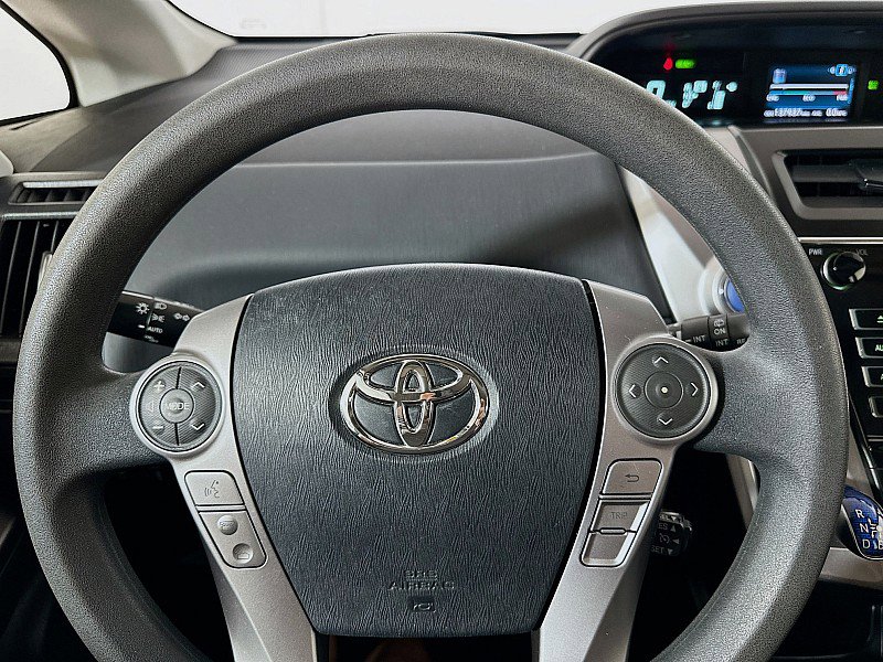 Used 2016 Toyota Prius V Three image 12