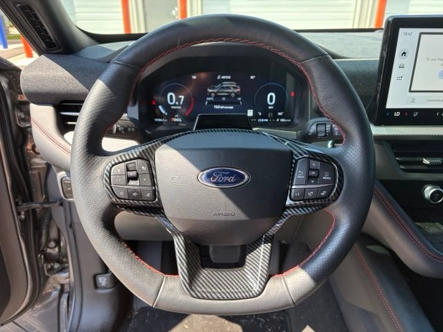 Used 2025 Ford Explorer ST-Line w/ Premium Package RWD image 10