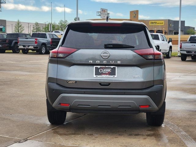 Used 2023 Nissan Rogue S image 13