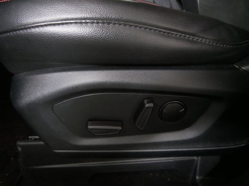 Used 2023 Ford Explorer ST-Line image 17