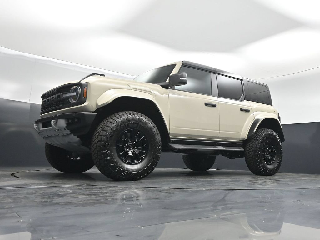Certified 2026 Ford Bronco Raptor w/ Interior Carbon Fiber Pack AWD/4WD image 46