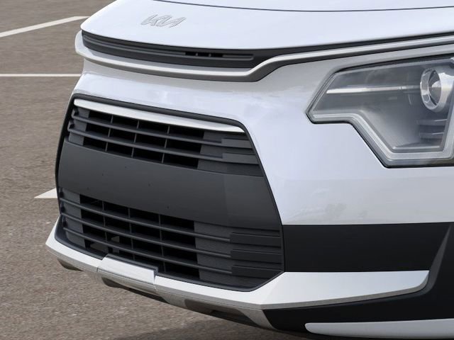 New 2025 Kia Niro LX image 13