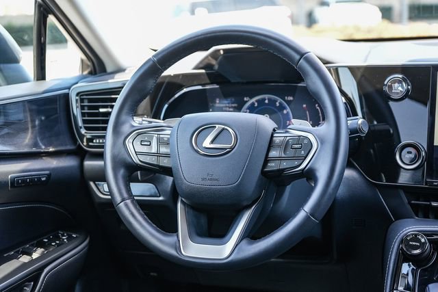 Used 2025 Lexus NX 250 FWD w/ Premium Package image 17