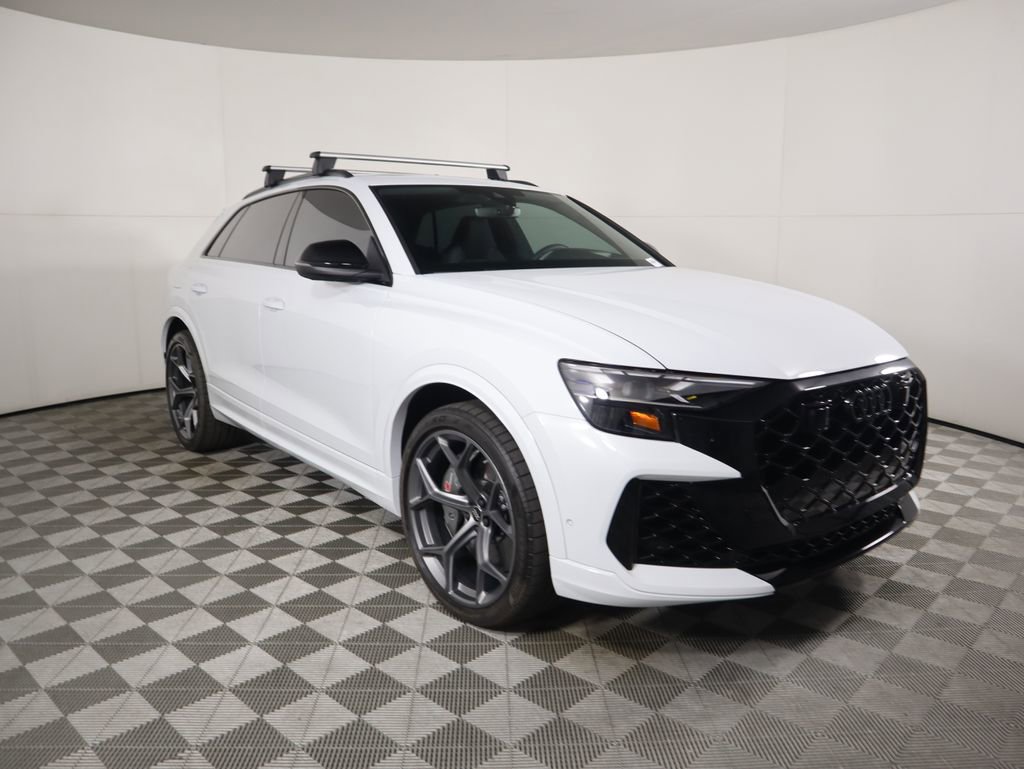 New 2025 Audi RS Q8 performance image 3