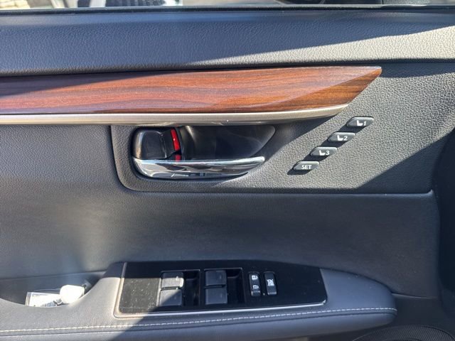 Used 2017 Lexus ES 350 w/ Premium Package image 12