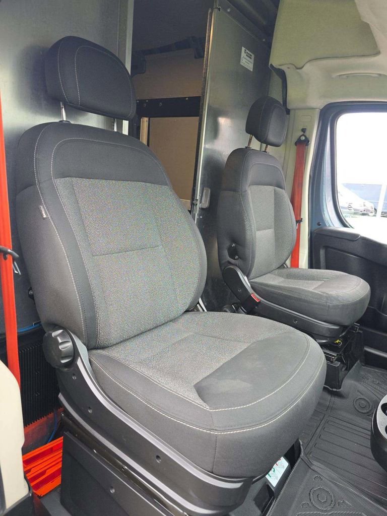 Used 2020 RAM ProMaster 3500 image 6