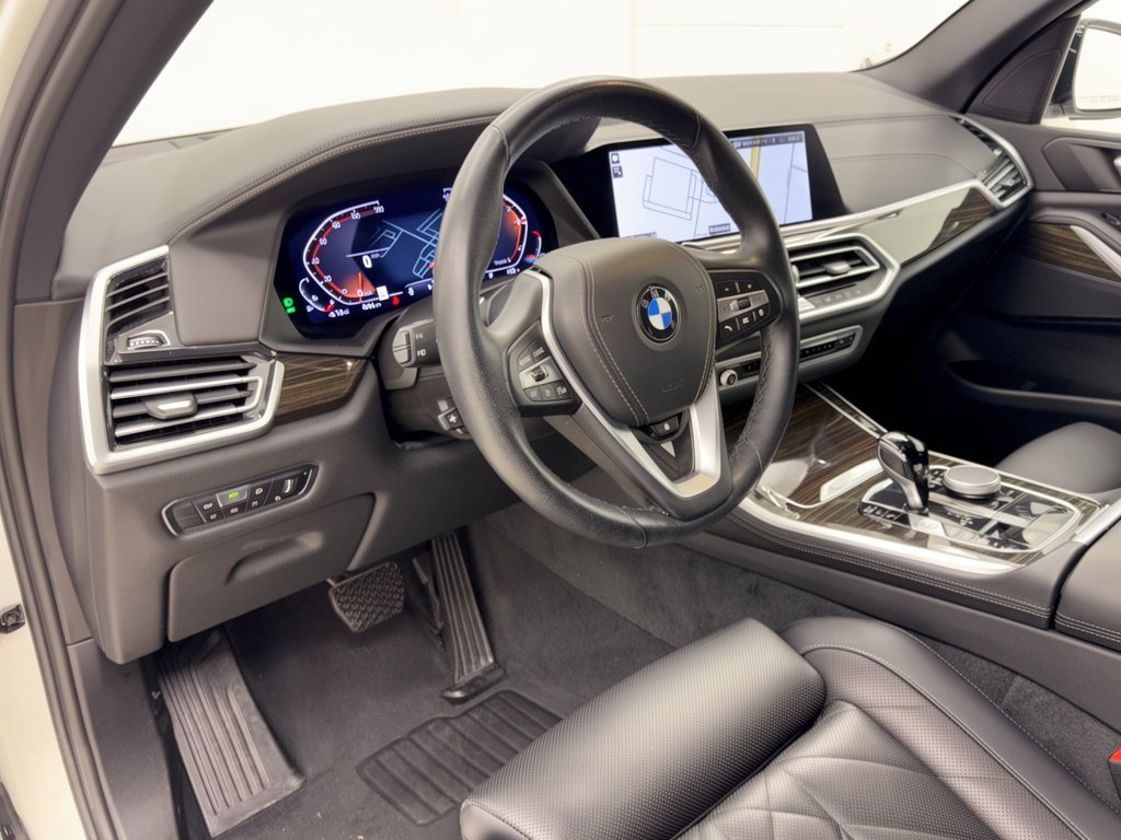 Certified 2023 BMW X5 xDrive40i w/ Premium Package AWD/4WD image 4