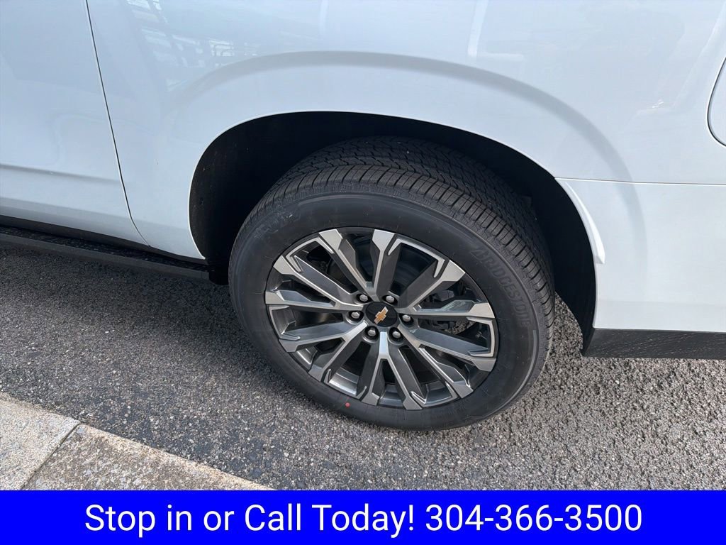 New 2026 Chevrolet Suburban High Country AWD/4WD image 9