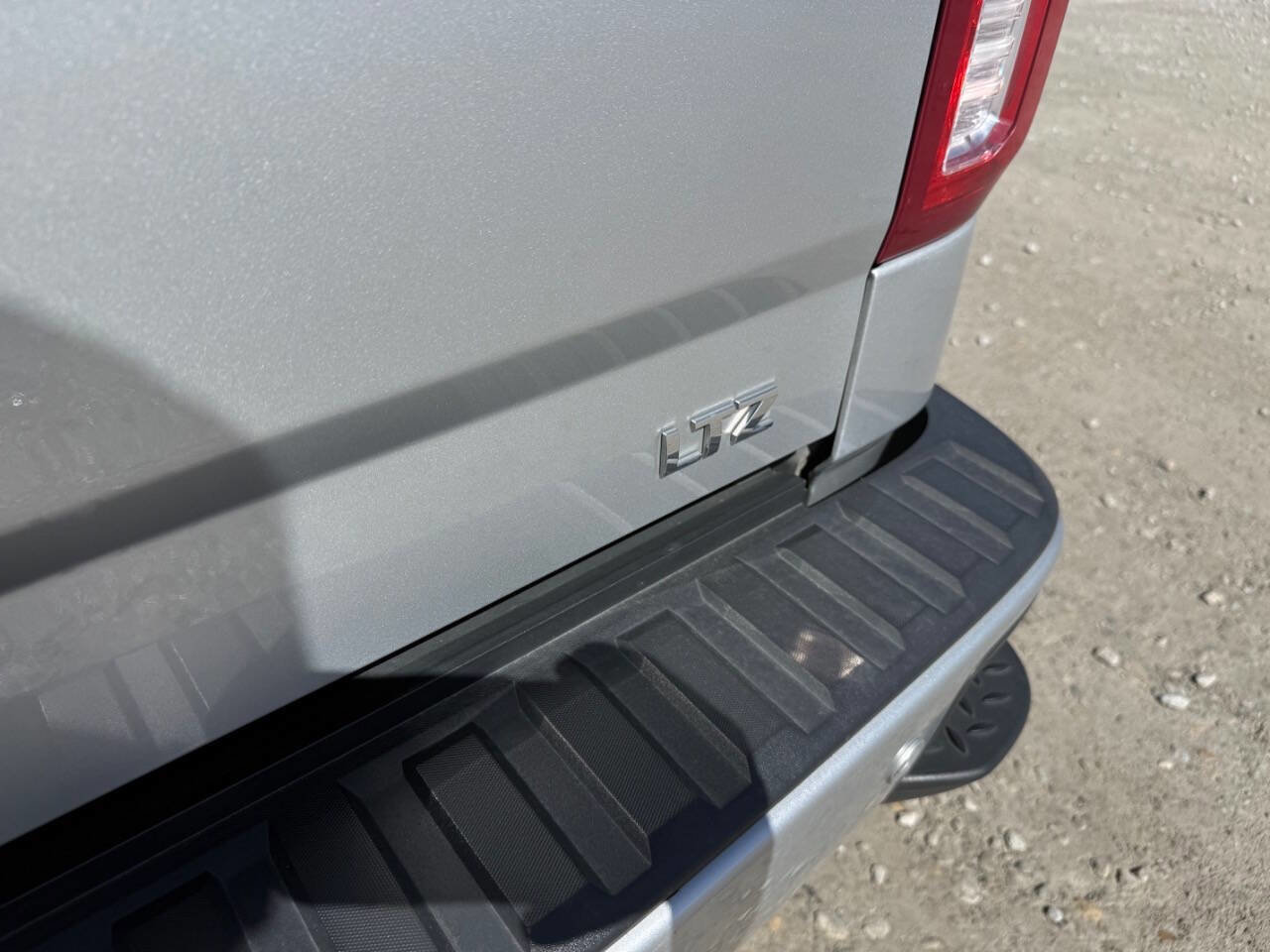 Used 2016 Chevrolet Silverado 1500 LTZ Z71 w/ LTZ Plus Package image 13