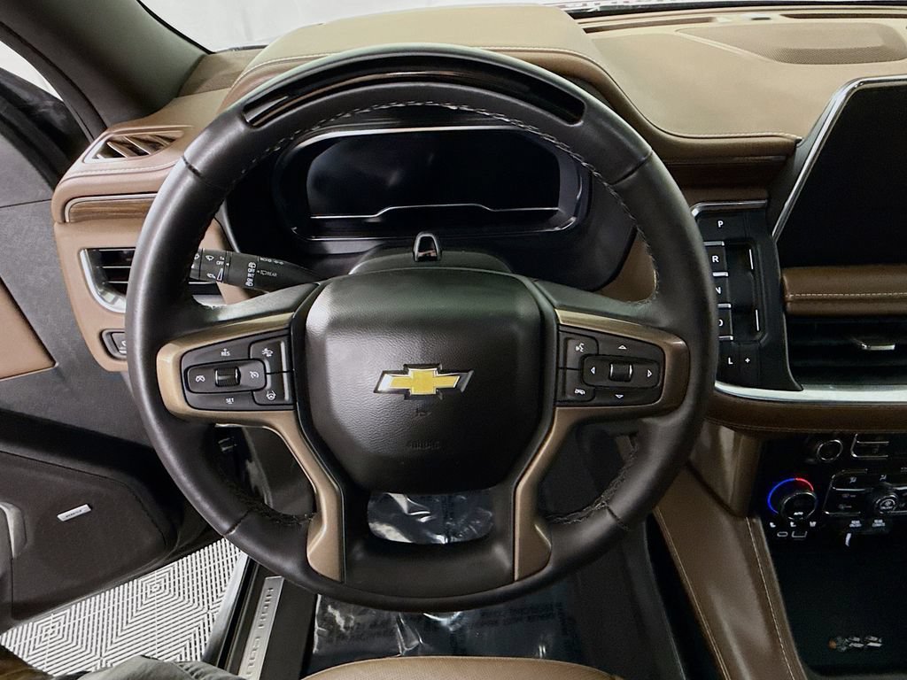 Used 2024 Chevrolet Suburban High Country w/ Advanced Technology Package AWD/4WD image 20