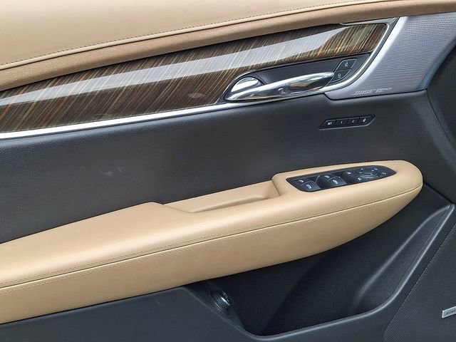 Used 2020 Cadillac XT6 Sport w/ Platinum Package AWD/4WD image 12