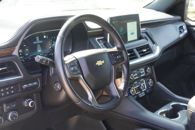 Used 2023 Chevrolet Tahoe High Country AWD/4WD image 19