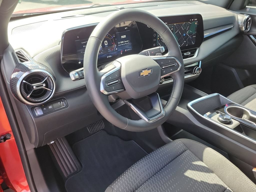 Certified 2026 Chevrolet Equinox LT FWD image 10