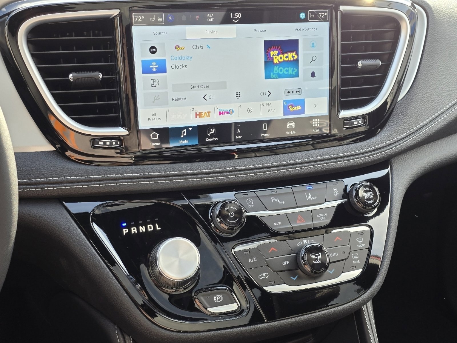 New 2026 Chrysler Pacifica Limited image 18