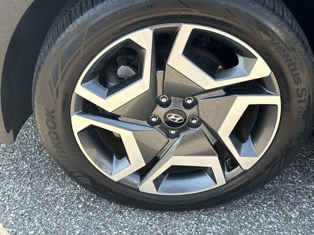 Used 2024 Hyundai Palisade Limited image 11