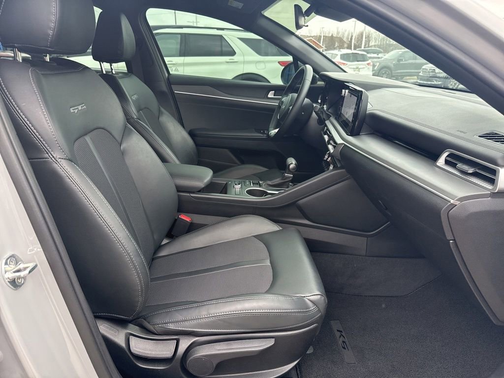 Used 2022 Kia K5 GT-Line image 40