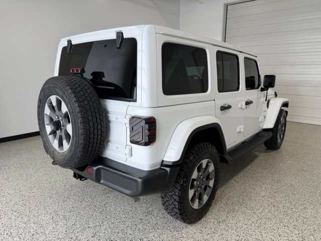 Used 2023 Jeep Wrangler Unlimited Sahara w/ Cold Weather Group AWD/4WD image 3