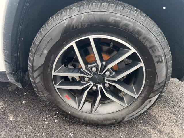 Used 2021 Jeep Grand Cherokee Trailhawk image 38