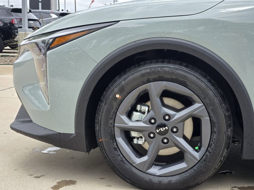 New 2026 Kia K4 FWD image 5