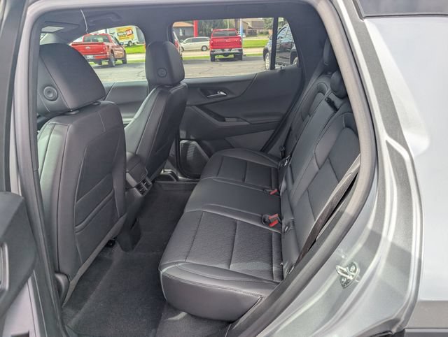 New 2027 Chevrolet Equinox LT w/ Convenience Package II FWD image 9