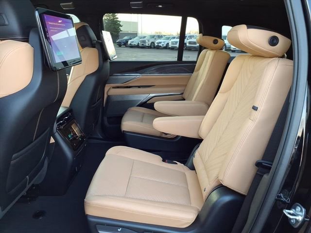Used 2025 Cadillac Escalade IQ Sport 2 image 7