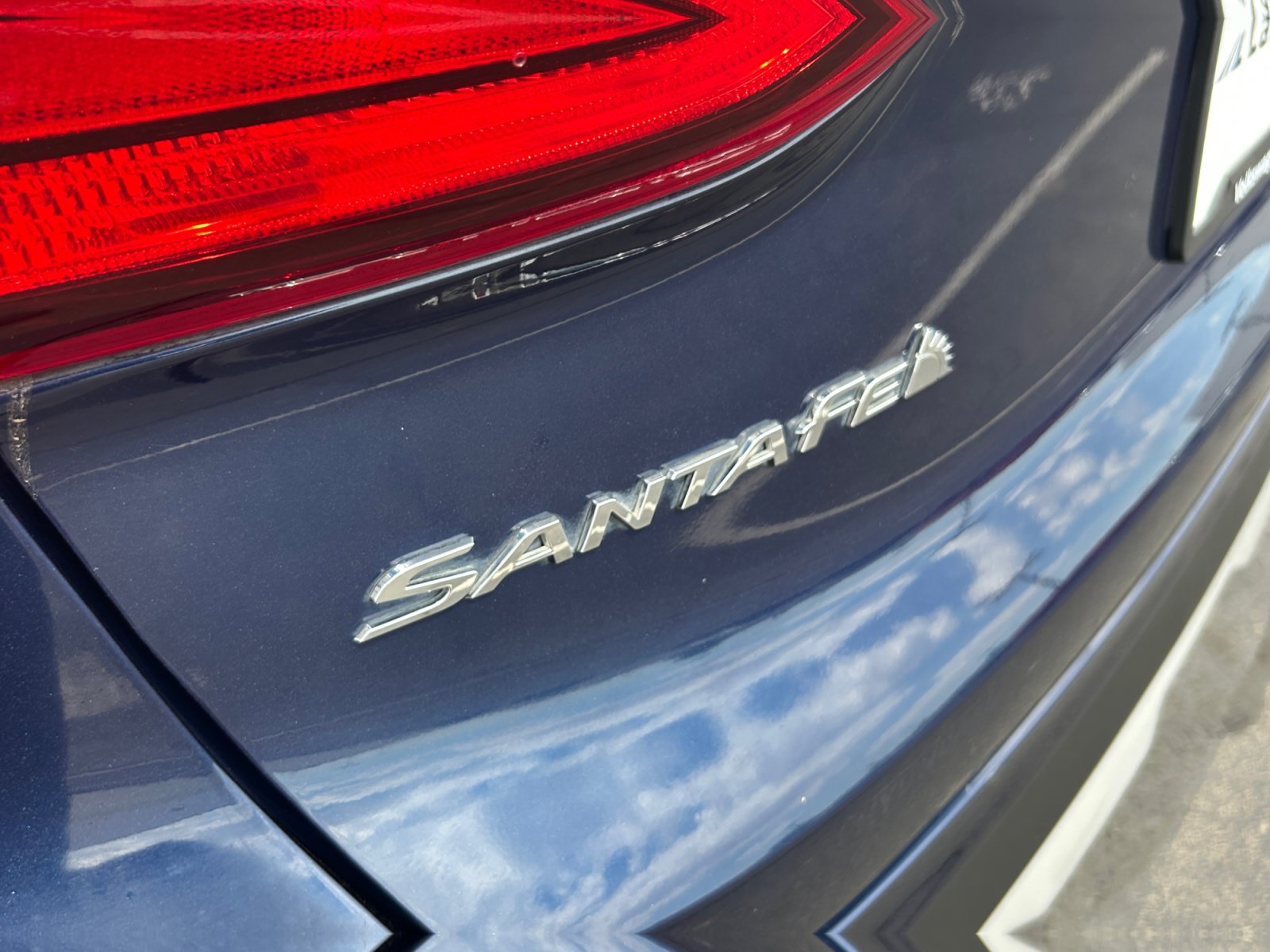 Used 2019 Hyundai Santa Fe SE FWD image 22