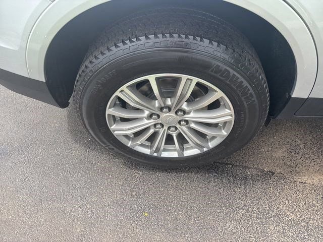 Used 2017 Cadillac XT5 Luxury AWD/4WD image 45