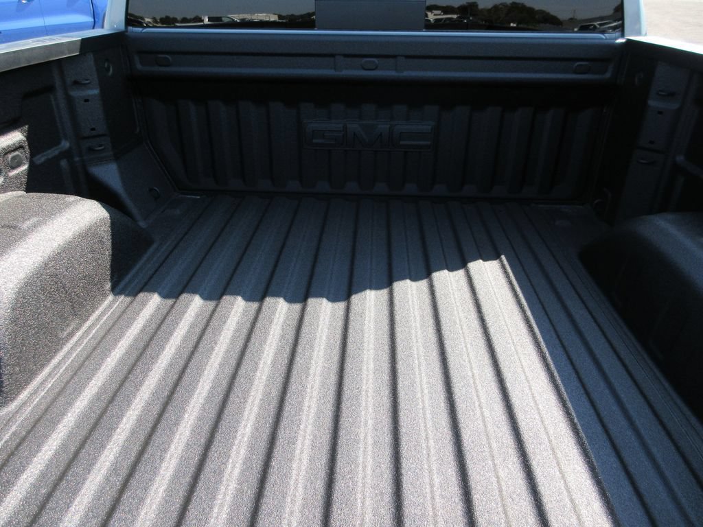 New 2026 GMC Sierra 1500 Elevation w/ Elevation Premium Package AWD/4WD image 9