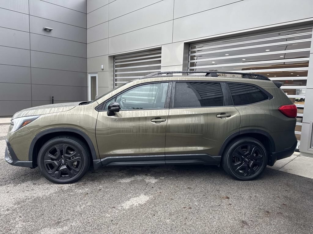 Used 2023 Subaru Ascent Onyx Edition AWD/4WD image 4