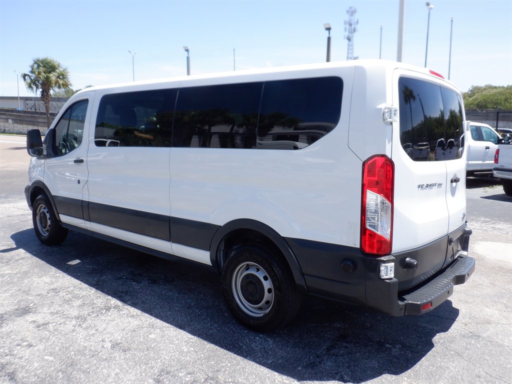 Used 2018 Ford Transit 350 XL RWD image 4