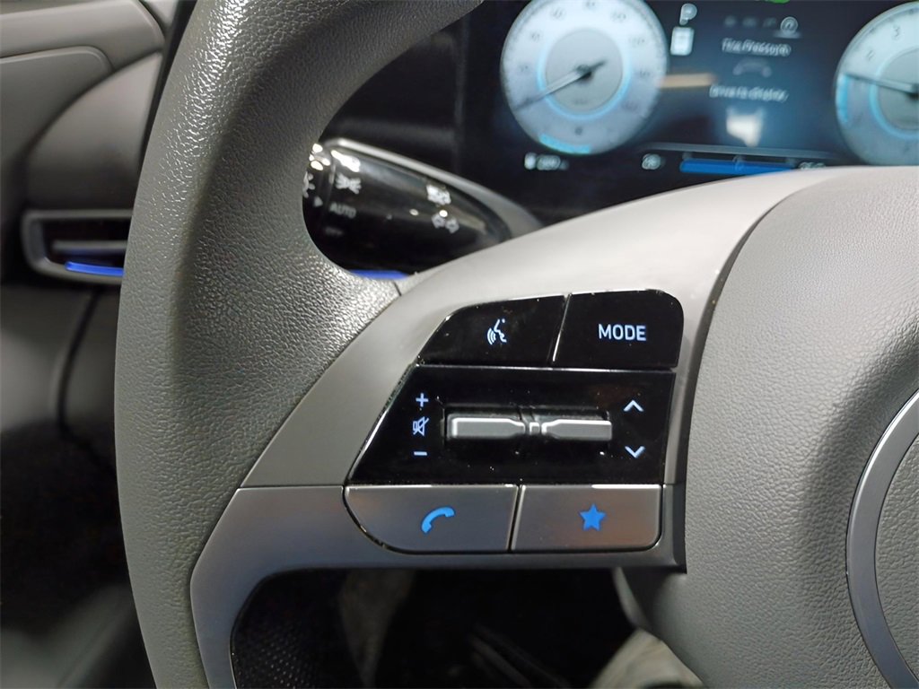 Certified 2024 Hyundai Elantra SEL image 13