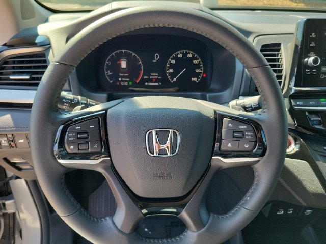 Certified 2025 Honda Odyssey Touring image 15