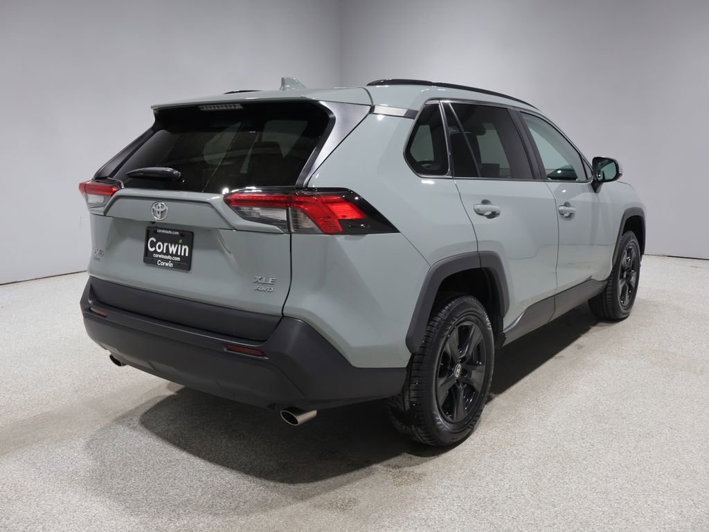 Used 2021 Toyota RAV4 XLE w/ Carpet Mat Package (TMS) AWD/4WD image 2