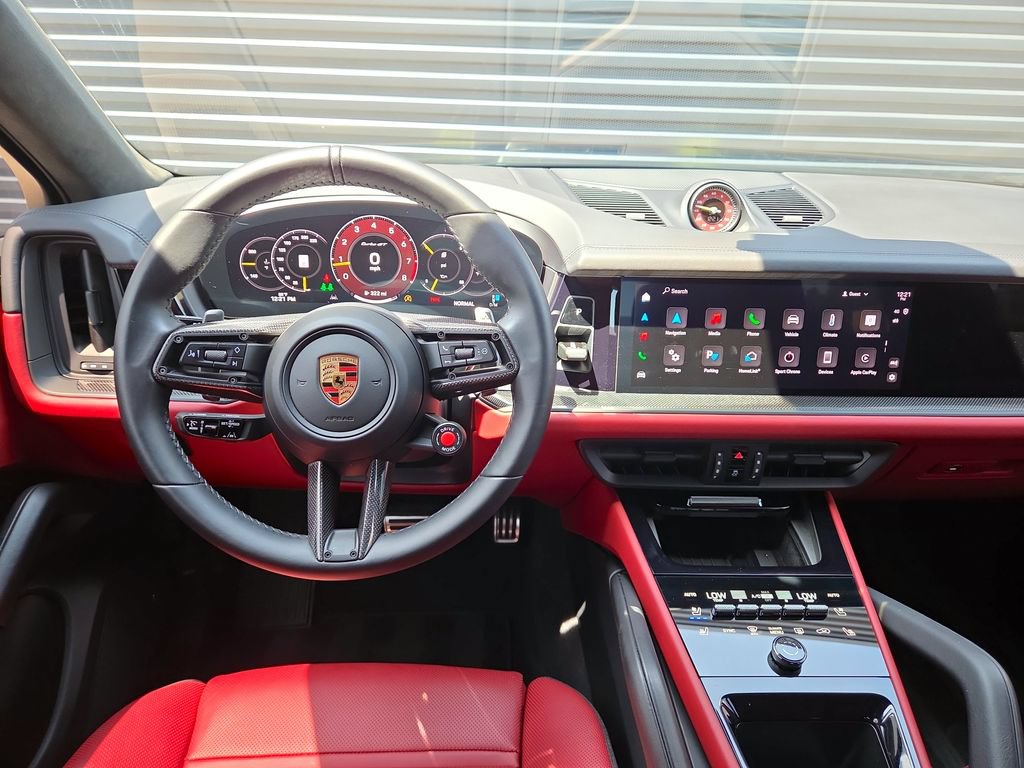 Certified 2024 Porsche Cayenne Turbo GT AWD/4WD image 8