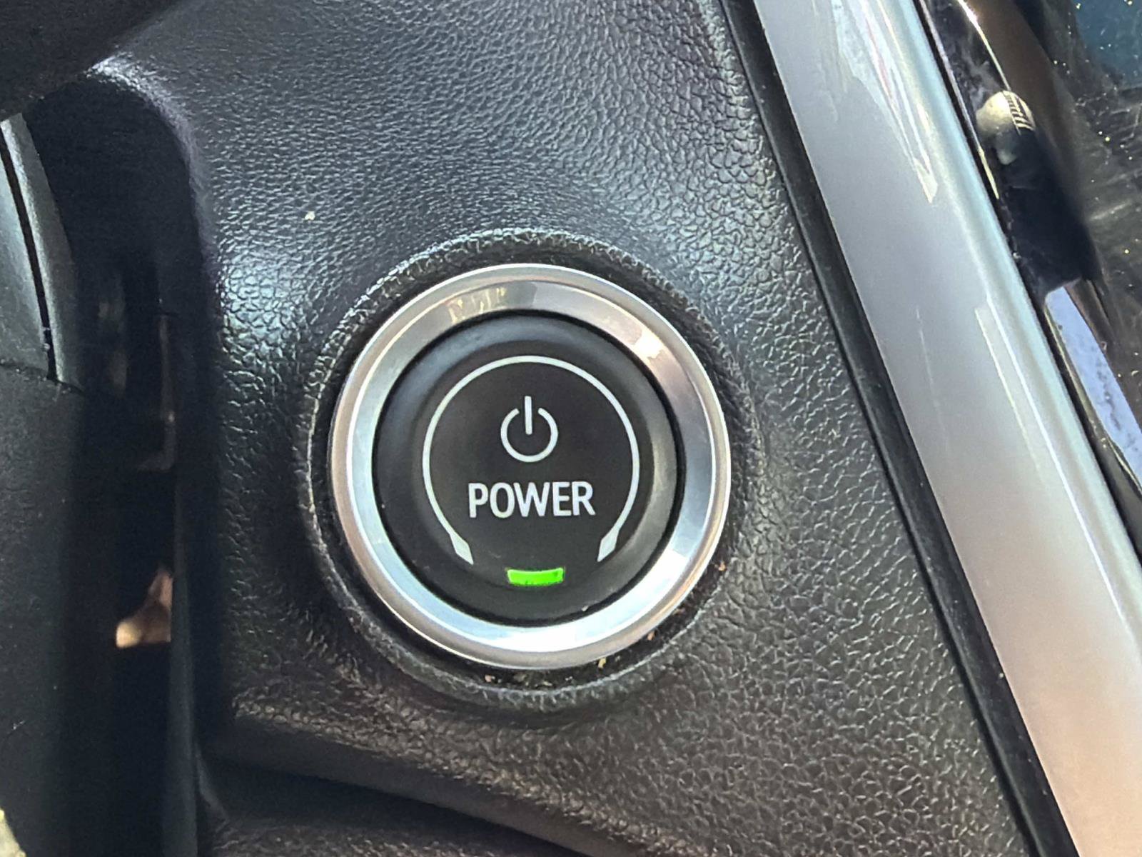 Used 2022 Chevrolet Bolt LT FWD image 29