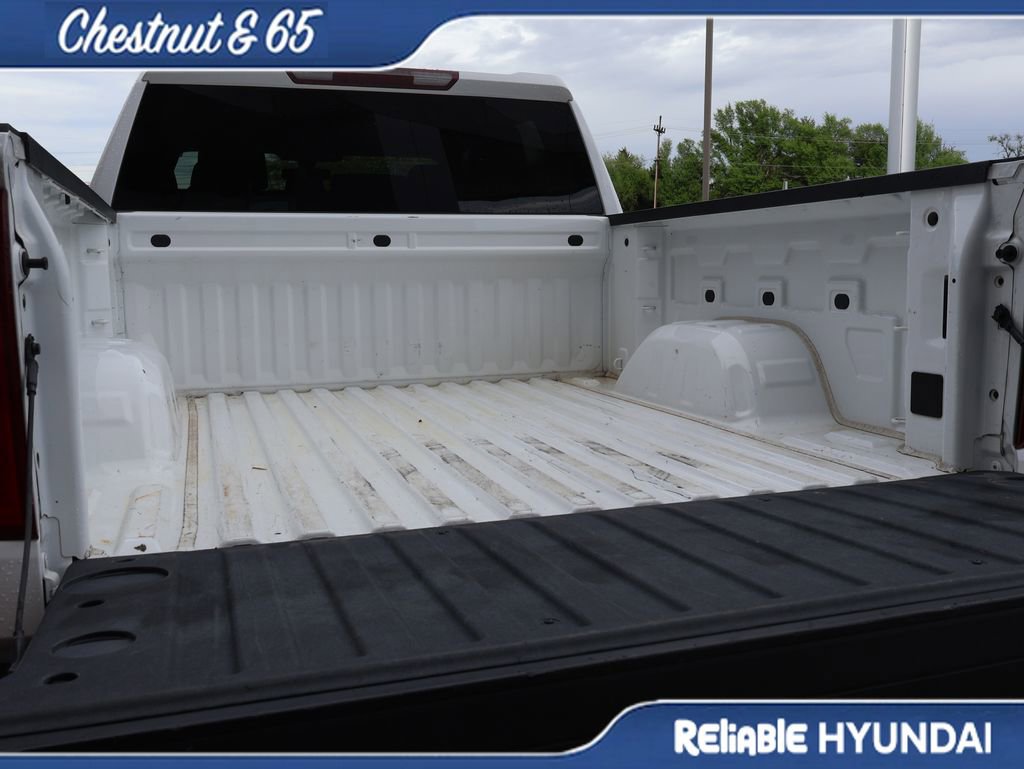 Used 2020 Chevrolet Silverado 1500 Custom w/ Custom Value Package image 16