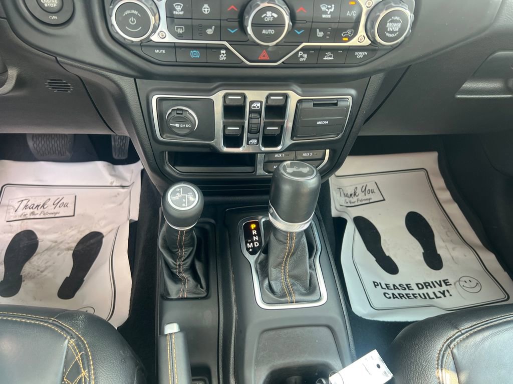 Used 2022 Jeep Wrangler Unlimited Sahara image 19