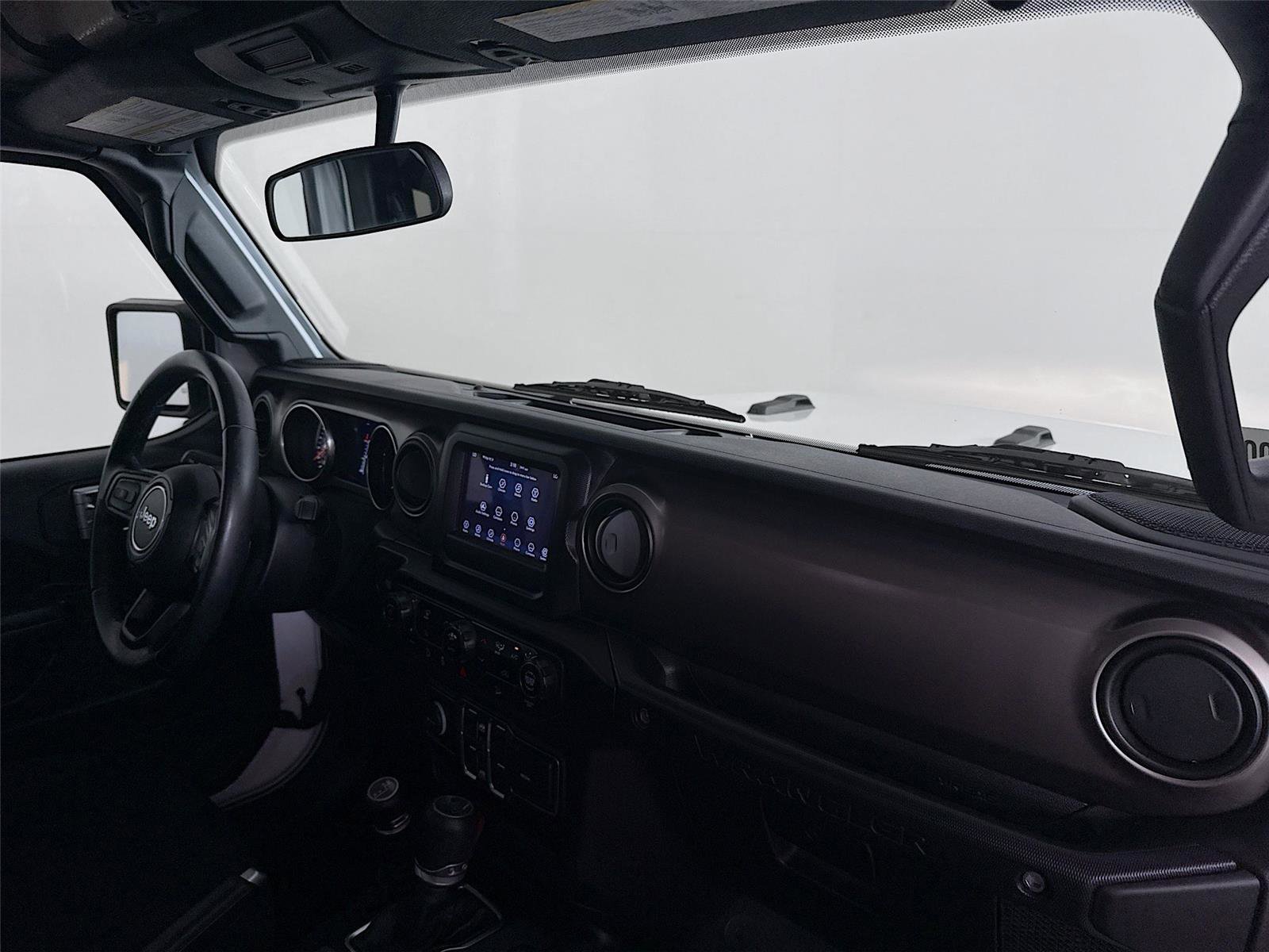 Used 2020 Jeep Wrangler Unlimited Sport S image 26