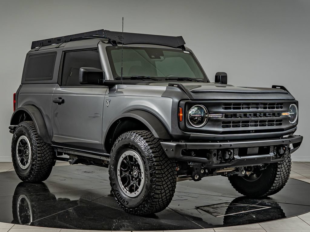 Used 2022 Ford Bronco 2-Door w/ Sasquatch Package AWD/4WD image 3