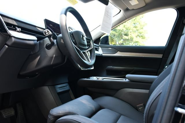 Certified 2025 Volvo EX90 Ultra AWD/4WD image 12