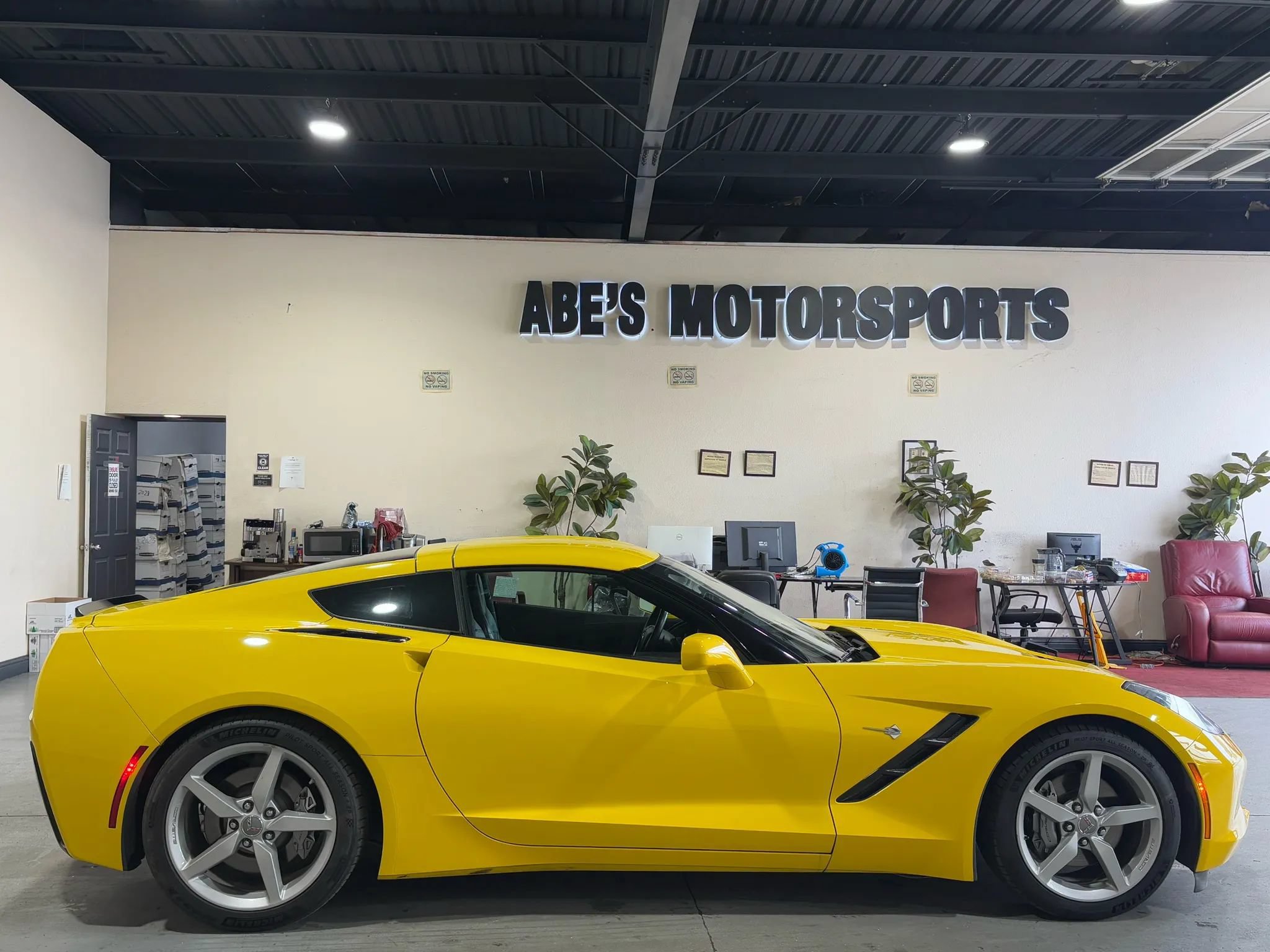 Used 2014 Chevrolet Corvette Stingray Coupe w/ 2LT Preferred Equipment Group RWD image 14