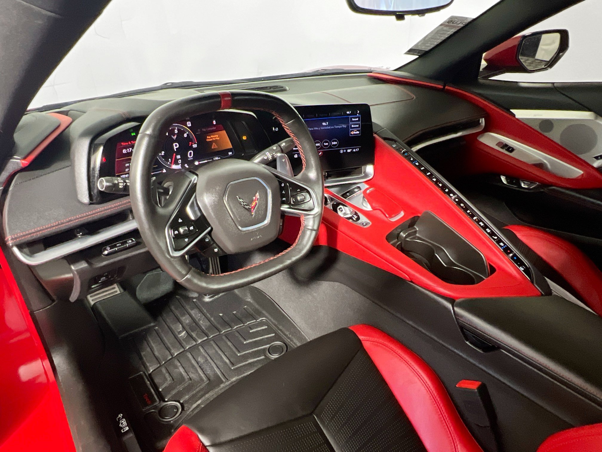 Used 2021 Chevrolet Corvette Stingray Preferred Conv w/ Battery Protection Package RWD image 29
