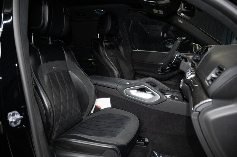 New 2026 Mercedes-Benz GLS 63 AMG 4MATIC image 13