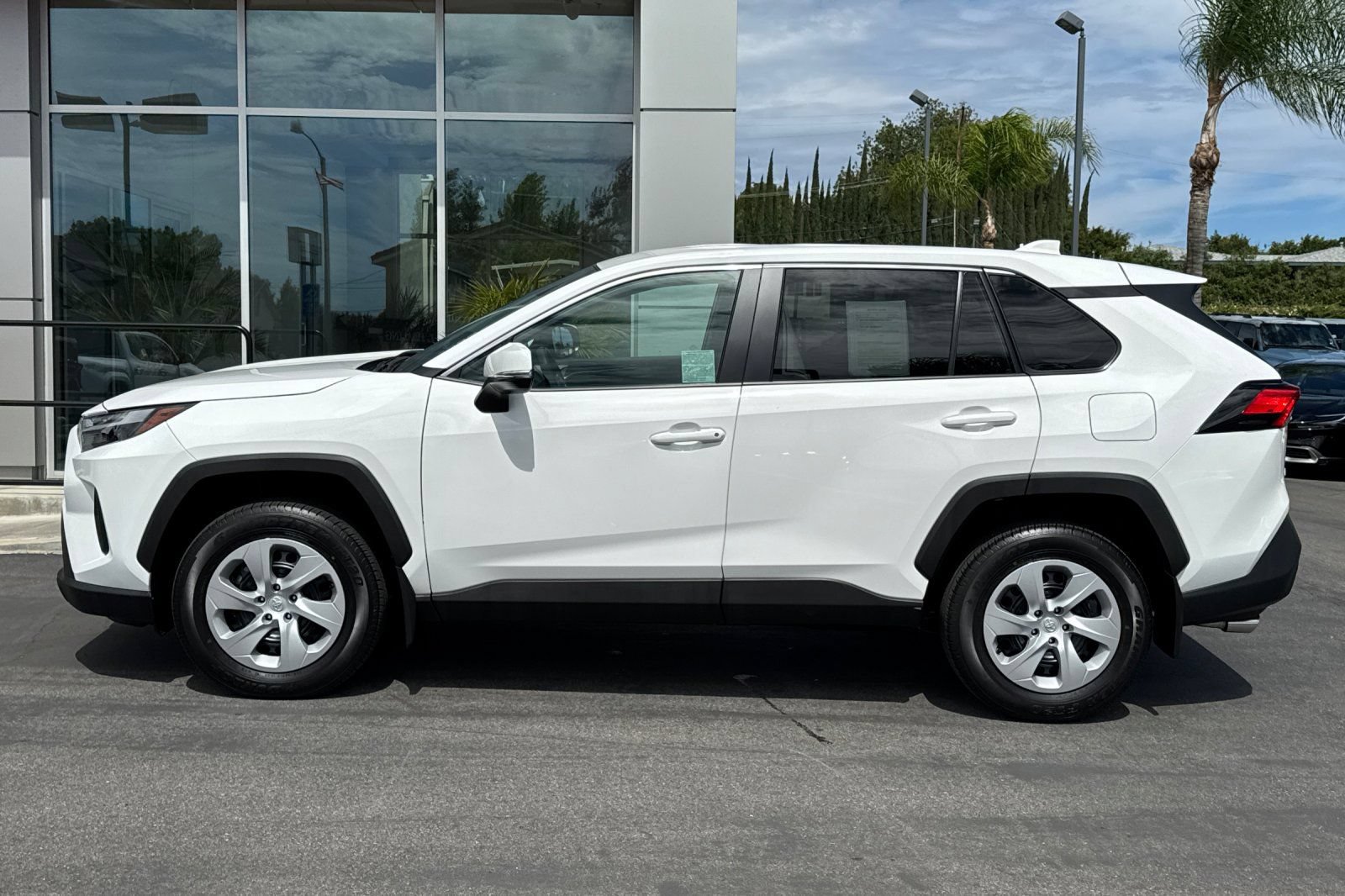 Certified 2025 Toyota RAV4 LE FWD image 9